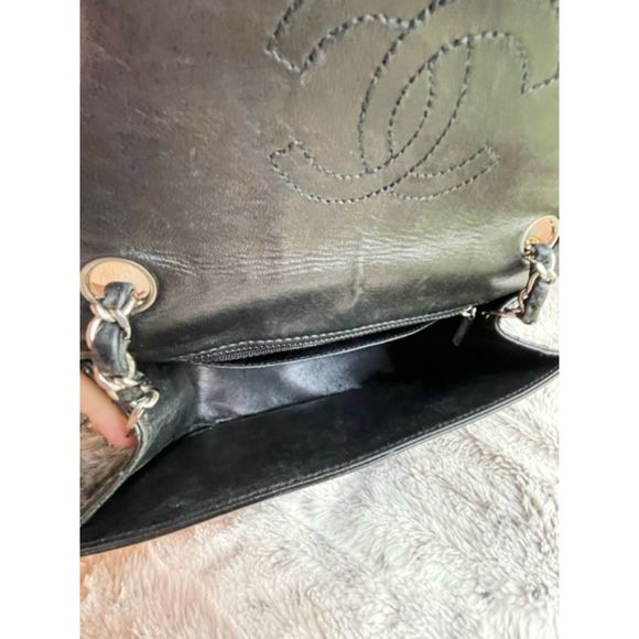 Chanel Vintage Mademoiselle Flap Bag Quilted Canvas Black Patent Small Reissue - Picture 9 of 14